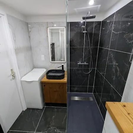 דירה Beautiful With Balcony At !